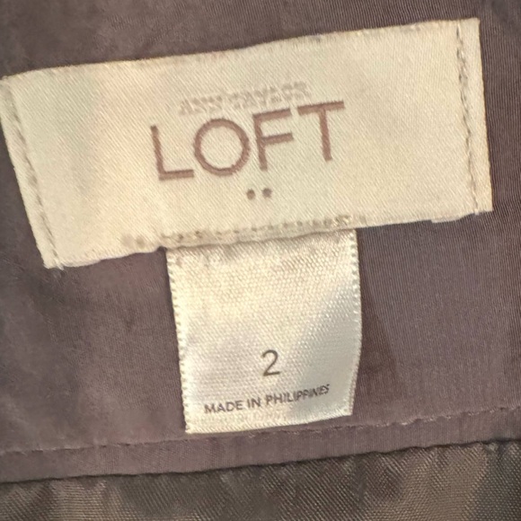Loft Ann Taylor Elegant gray brown Skirt size 2 length 18in waist 15in zip up - Picture 3 of 3
